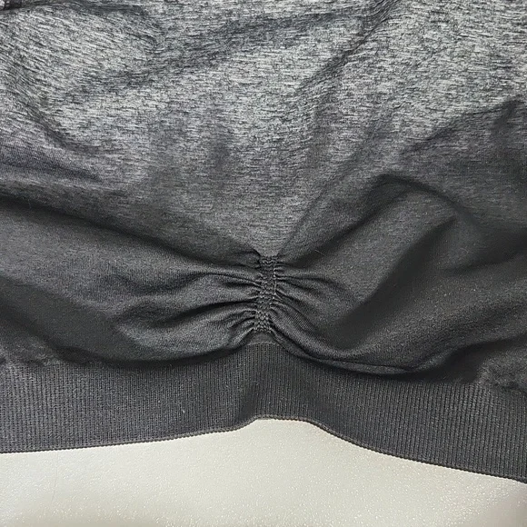 Gymshark Adapt Ombre Seamless LS Crop Top Black/Black Marl Small - Picture 6 of 11